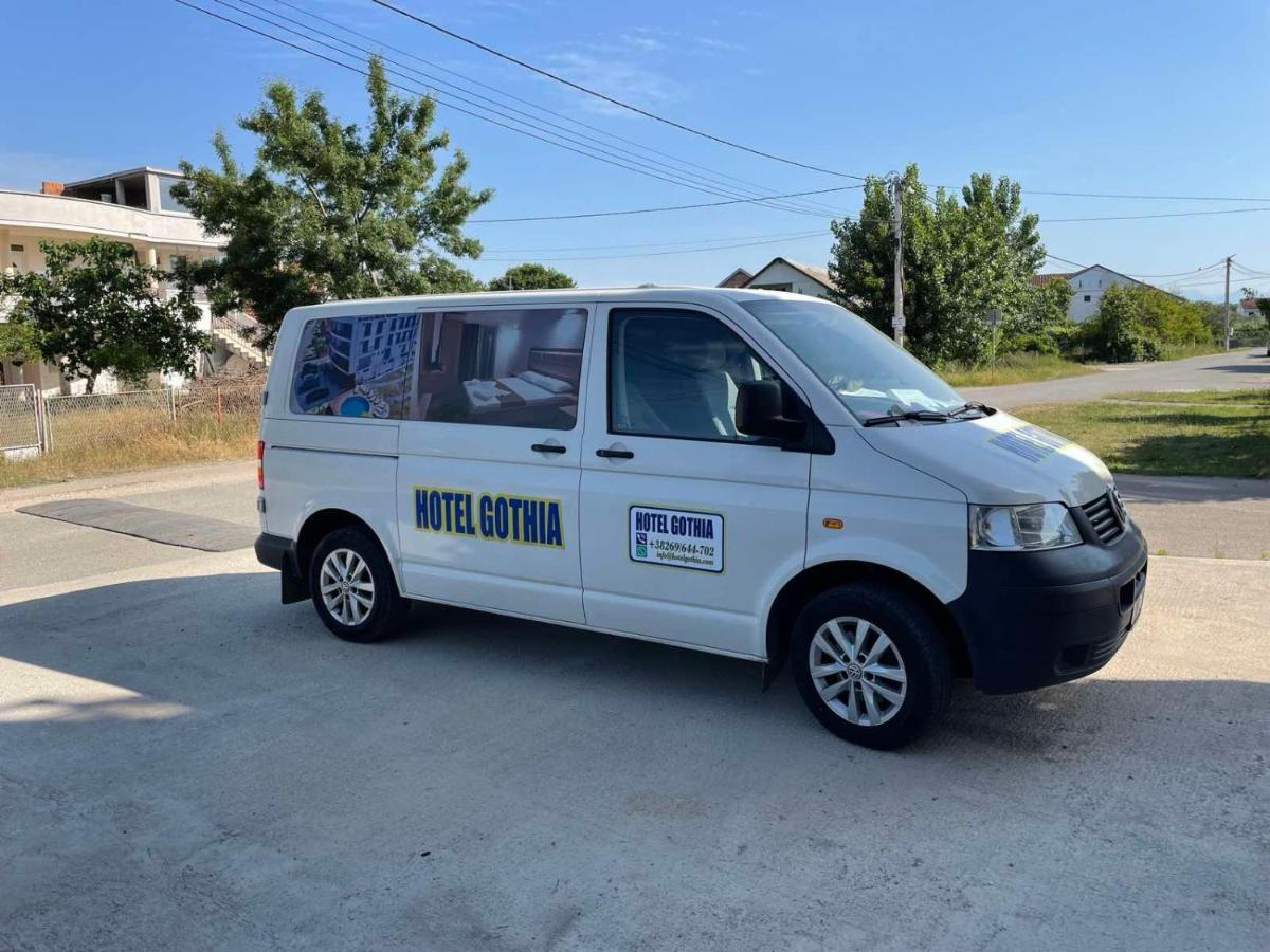 Hotel Gothia Ulcinj Bagian luar foto
